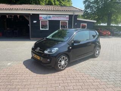 Volkswagen UP! 1.0 HighUp! BlueMotion Airco Navigatie