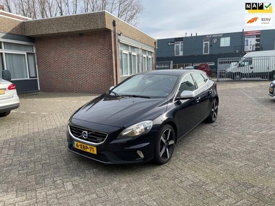 Volvo V40 2.0 D4 R-Design Business