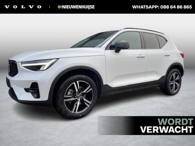 Volvo XC40 2.0 B4 Plus Dark | Leder | Harman/Kardon | Memory | Google | Stoel + Stuur verwarming | Camera |