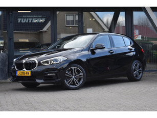 BMW 1-serie 118i High Executive | LEDER |STOELVERWARMING | APPLE CARPLAY | ANDROID AUTO |DEALER ONDERHOUDEN | SPORTSTOELEN