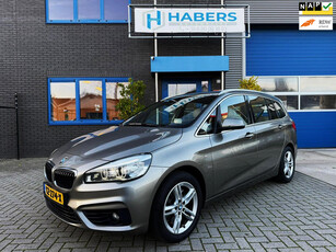 BMW 2-serie Gran Tourer 220i Centennial High Executive 192PK|Origineel NL|Navi|Leder|HUD|Led|AUT|Adapative Cruise|Lane Assist|Trek