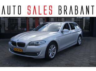 BMW 5-serie Touring 520i Upgrade Edition * VANAF 9 MAART *