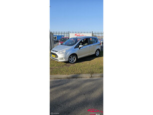 Ford B-Max 1.0 EcoBoost Titanium