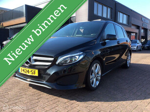 Mercedes B-klasse 180 Business Solution AMG 17