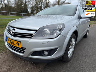 Opel Astra 1.8 Temptation 140PK AUTOMAAT, met navigatie