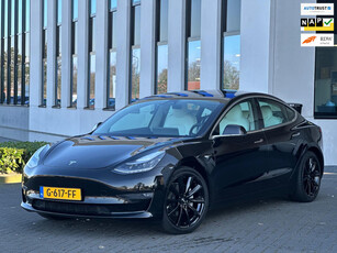 Tesla Model 3 Long Range 351 pk AWD 75 kWh, 76000 km, panoramadak, leder, Nederlandse auto met nap