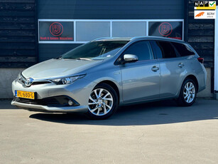 Toyota Auris Touring Sports 1.8 Hybrid Dynamic Go - NAVI - Automaat