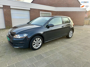 Volkswagen Golf 1.2 TSI Highline--APK Tot juni 2026