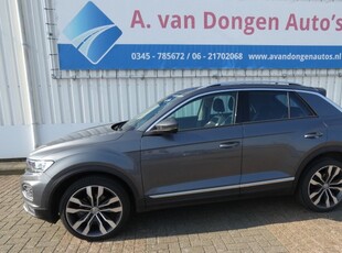 Volkswagen T-roc 1.5 TSI SPORT,Navi,Camera,Trhaak,ACC