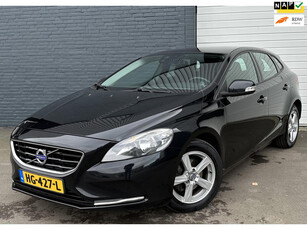 Volvo V40 1.6 D2 Momentum 2DEEIG/DEALERO-H/DISTRVERVANGEN