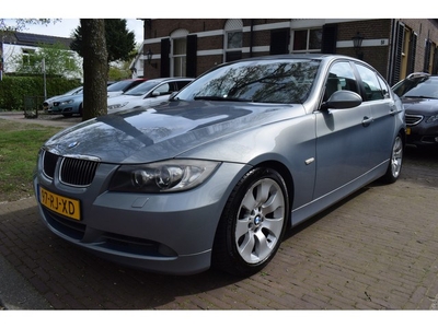 BMW 3-serie 325i Dynamic Executive Gereviseerde Motor