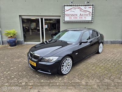 BMW 3-serie E90 325i Executive M-pakket/19 inch/Xenon/Nap