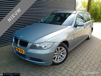 BMW 3-serie Touring 318i Business Line Leer, Climate