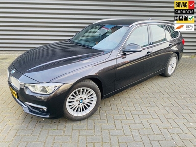 BMW 3-serie Touring 320i Edition Luxury Line Purity