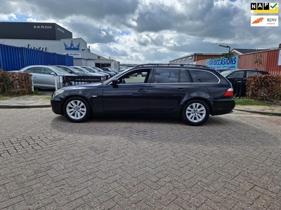 BMW 5-serie Touring 525i Executive/AUT/BOMVOL/XENON!!