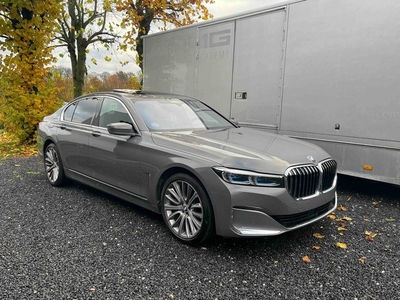 BMW 7 Serie 745e High Executive Pano H&K Laser