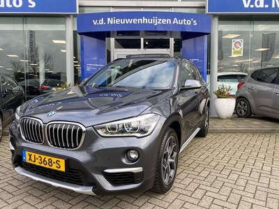 BMW X1 sDrive20i Edition II Leder Pano-Dak HUD Info