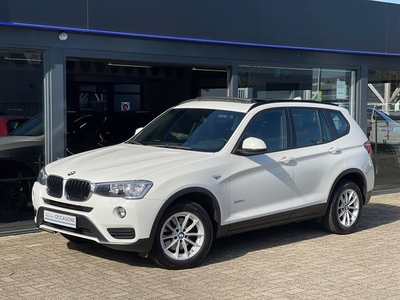 BMW X3 SDrive20i PANO/AUTOMAAT/CRUISE/TREKHAAK/NAP