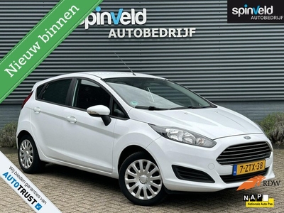 Ford Fiesta 1.0 Style BJ`15 NAP NL Navi Airco 5drs Camera