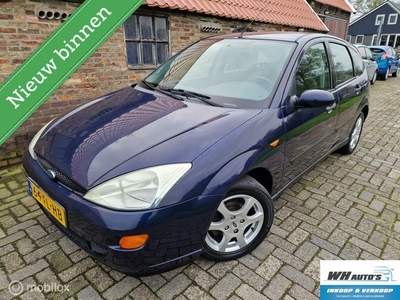 Ford Focus 1.4-16V Ambiente Nieuwe apk