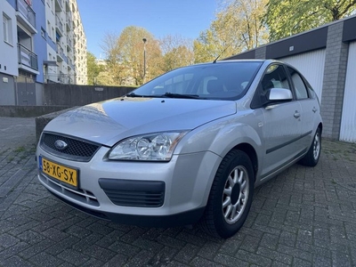 Ford Focus 1.6-16V Trend