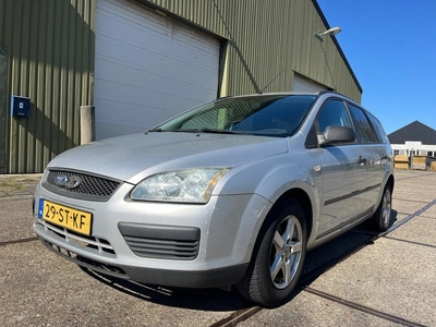 Ford FOCUS Wagon 1.6-16V Champion (bj 2006)