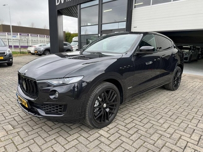 Maserati Levante 3.0 V6 AWD GranLusso 1eig/btw