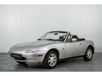 Mazda MX-5 1.6i . (bj 1995)