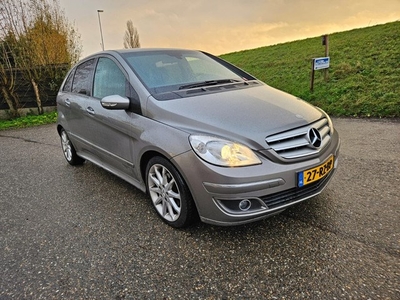 Mercedes-Benz B-klasse 200/Automaat/Leder/Airco/Trekhaak/NW