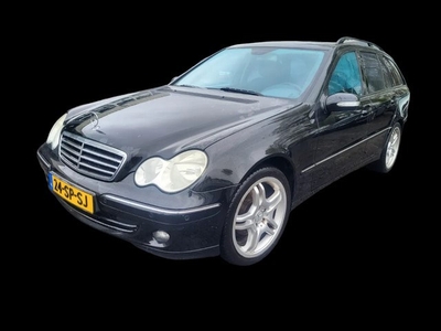 Mercedes-Benz C-Klasse Combi 200 K. Avantgarde motorschade!