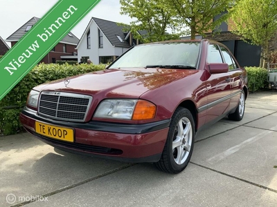 Mercedes C-klasse 180 Classic*GEEN ROEST*NwAPK!!