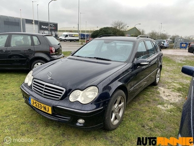 Mercedes C-klasse Combi 320 Avantgarde Bak Defect!!