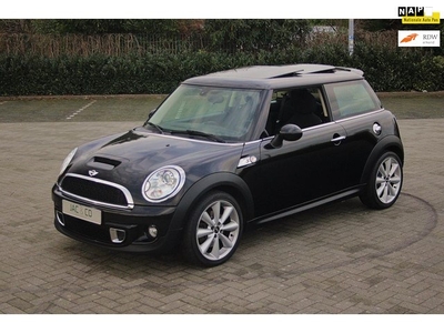 Mini 1.6 Cooper S Chili Automaat