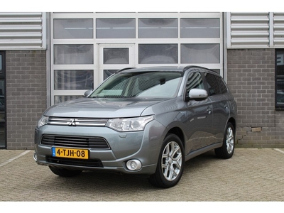 Mitsubishi Outlander 2.0 PHEV Instyle / Leer / Schuifdak /