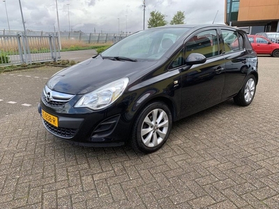 Opel Corsa 1.2 EcoFlex Selection Zwart 2013 Airco 5-drs