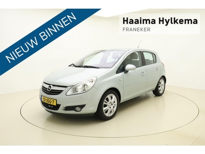 Opel Corsa 1.4-16V Cosmo 90pk Climate Control Cruise