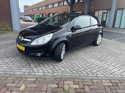 Opel Corsa 1.4-16V Enjoy! ApK t/m 04-25! Airco! 2008!