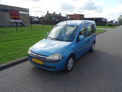 Opel Tour 1.6 Comfort