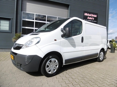 Opel Vivaro 2.0i L1H1 Benzine Youngtimer 122.678 Km (Nap)