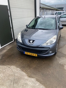 Peugeot 206+ 1.1 XR (bj 2010)