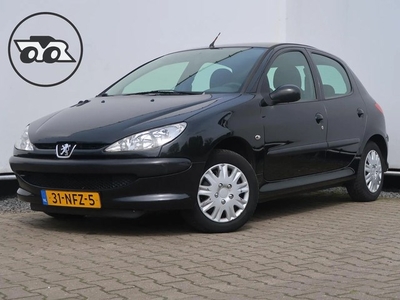 Peugeot 206 1.4 X-Design (bj 2005)