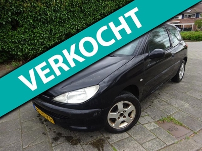 Peugeot 206 1.4 XT MET JAAR APK