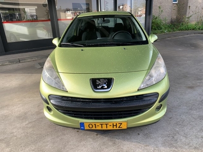 Peugeot 207 gereserveerd (bj 2007)