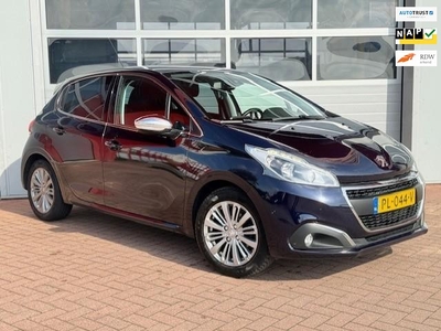 Peugeot 208 1.2 PureTech Blue Executive / Navi / Climate/NAP