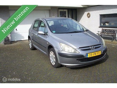 Peugeot 307 1.6-16V XT Automaat Inruilkoopje Nieuwe APK!