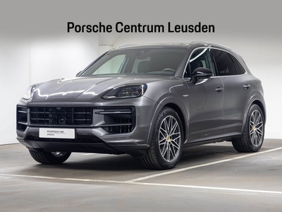 Porsche Cayenne E-Hybrid (bj 2024, automaat)