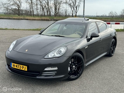 Porsche Panamera 3.6 4 PDK, Keyless, Full option , Bi-xenon!