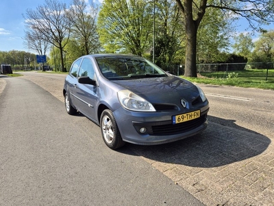 Renault Clio 1.2-16V Expression