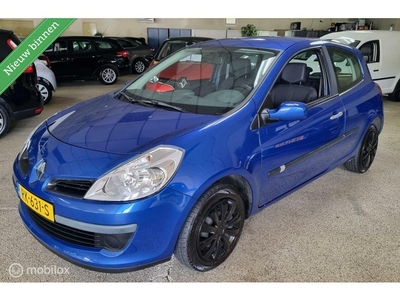 Renault Clio 1.2-16V Renault Clio 1.2-16V Special Line