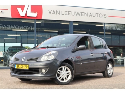 Renault Clio 1.6-16V Privilège Clima Cruise Trekhaak